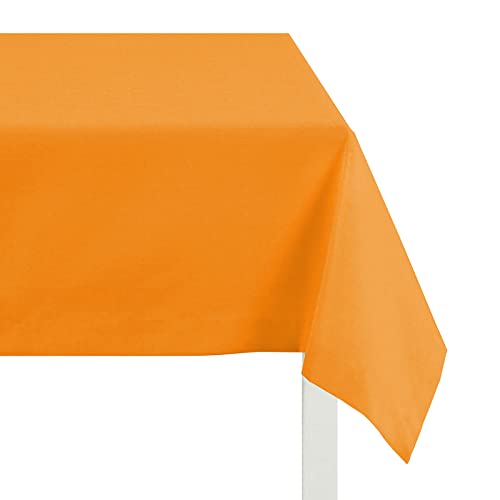 TNT Tablecloths
